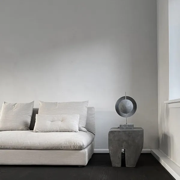 101 Copenhagen Atarceder Aluminio Oxidado – Lámpara de mesa — imagen 5