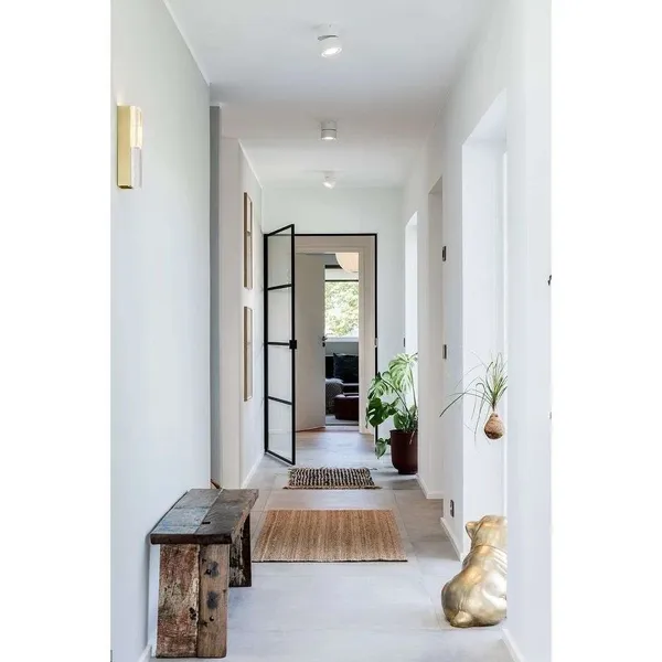 Antidark Easy W100 Blanco con Agujero – Lámpara de pared led — imagen 4