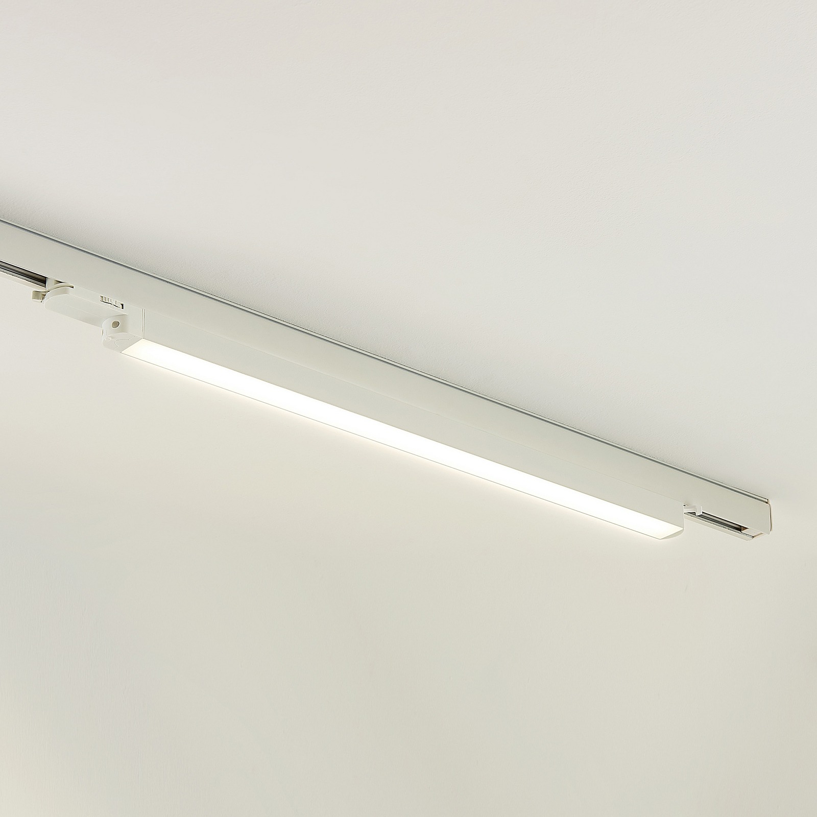 Arcchio Harlow de riel Led, blanco, 69 cm – Lámpara — imagen 5
