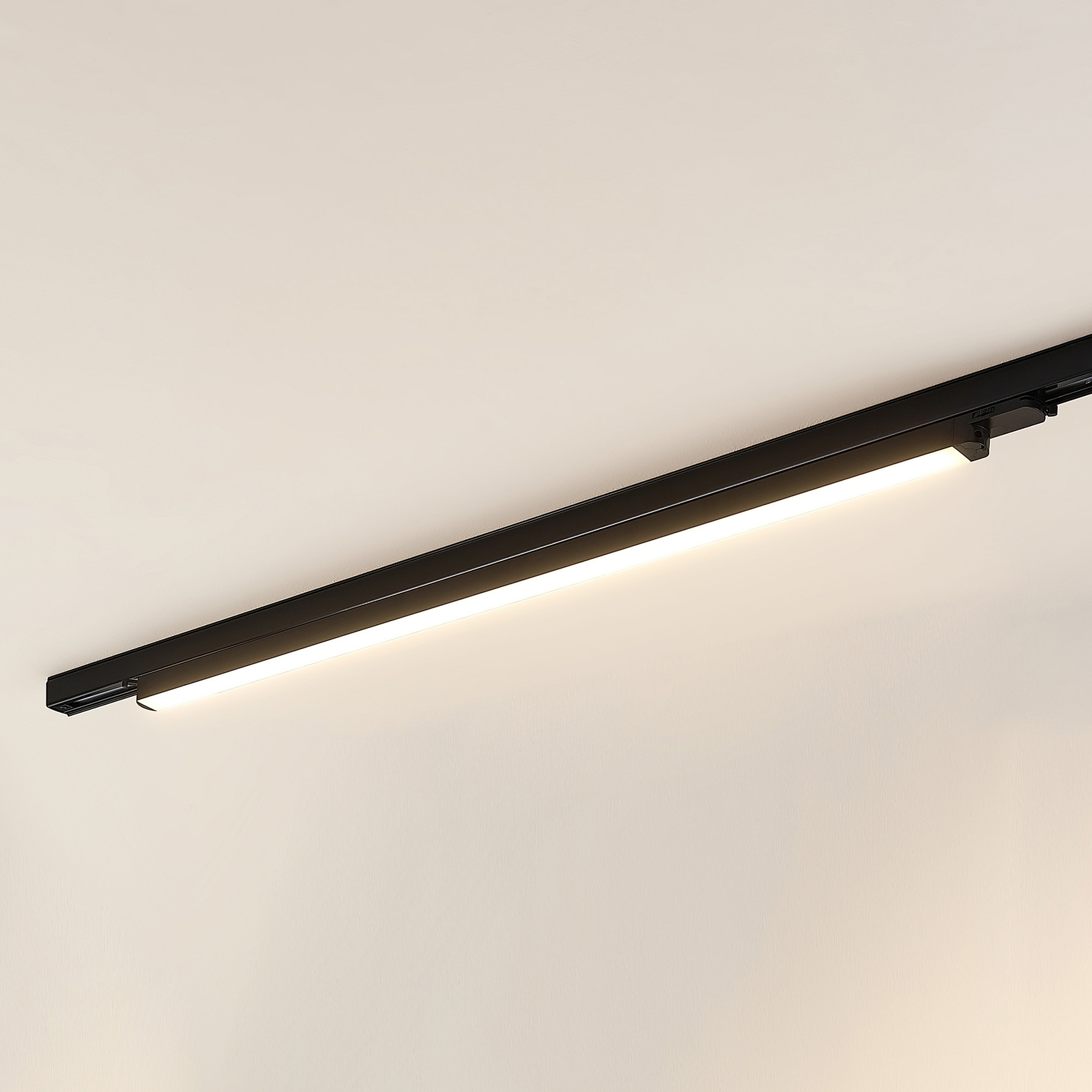 Arcchio riel Led Harlow, negro, 109 cm – Lámpara — imagen 2