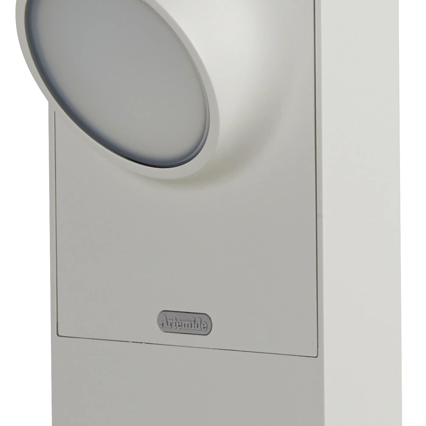 Artemide Ciclope 50 uno, sobremuro — imagen 4