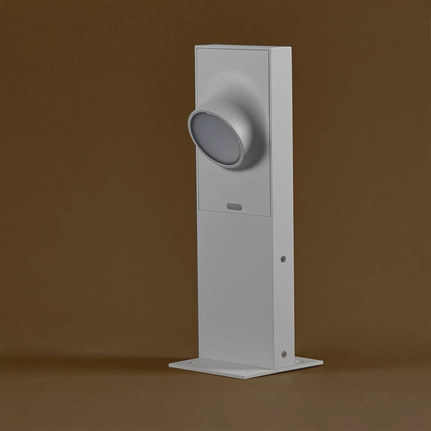 Artemide Ciclope 50 uno, sobremuro — imagen 5