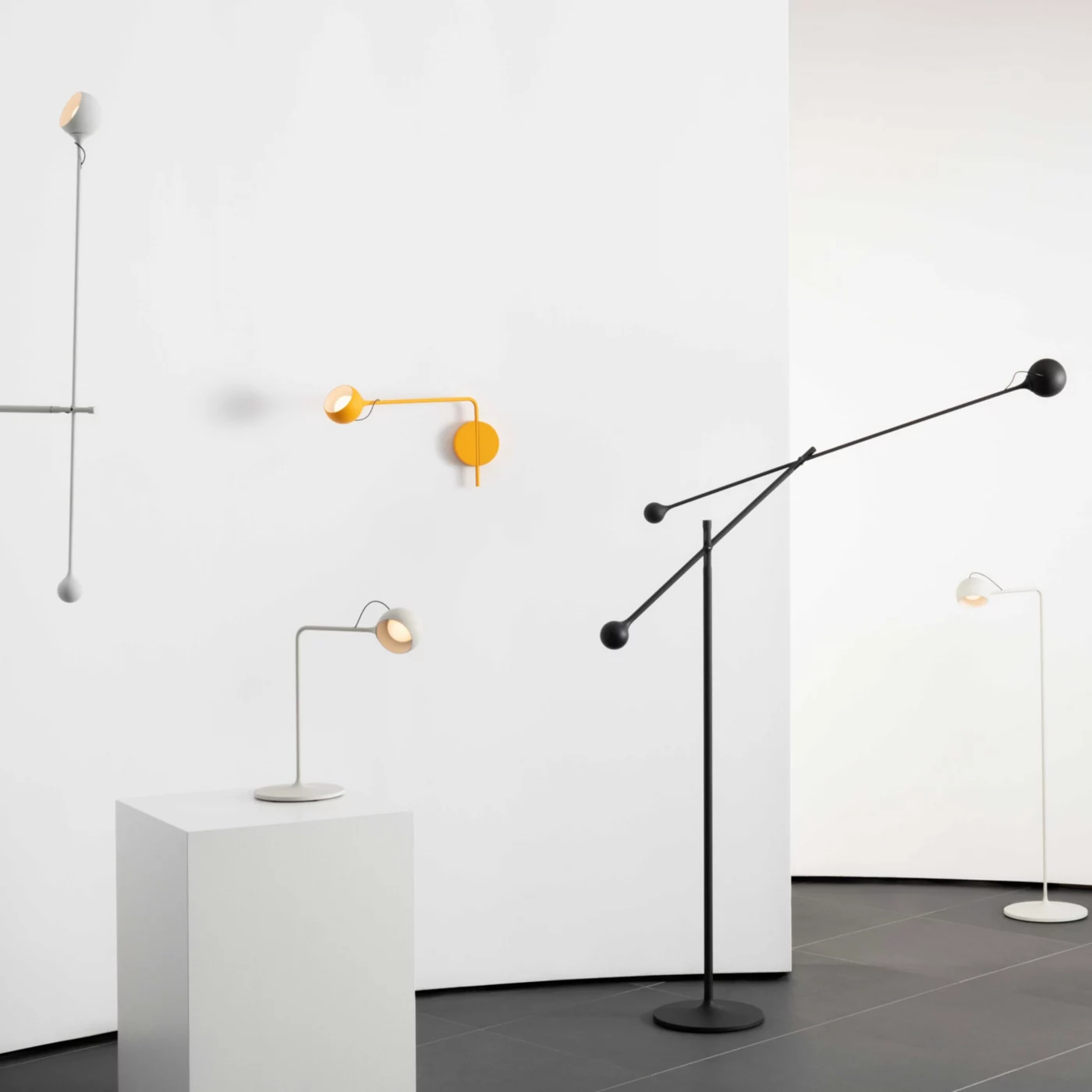 Artemide Ixa – Lámpara de lectura led — imagen 6