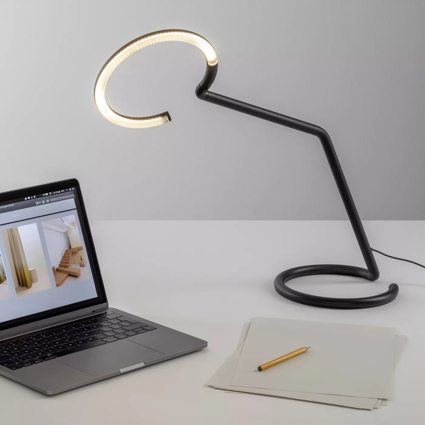Artemide Vine Light, negro - Integralis – Lámpara de sobremesa led — imagen 5