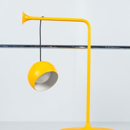 Artemide Ixa – Lámpara de sobremesa — imagen 4