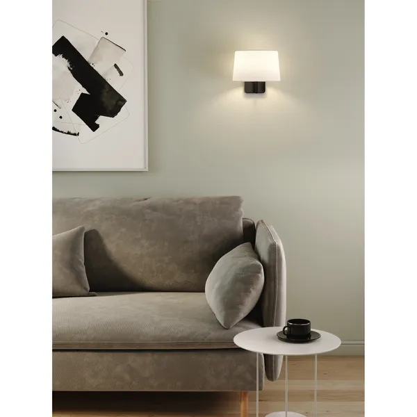 Astro Base para Beaumont, Negro Mate – Lámpara de pared — imagen 4