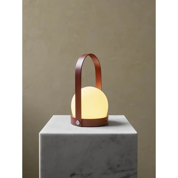 Audo Copenhagen Carrie Portátil Rojo Quemado – Lámpara de mesa — imagen 2