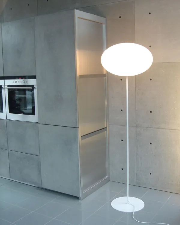 CPH Lighting Eggy Pop Pin Ø55, de Pie – Lámpara de pie — imagen 3