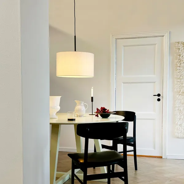 Dyberg Larsen Calix H49.5 Natural/ Negro – Lámpara colgante — imagen 6