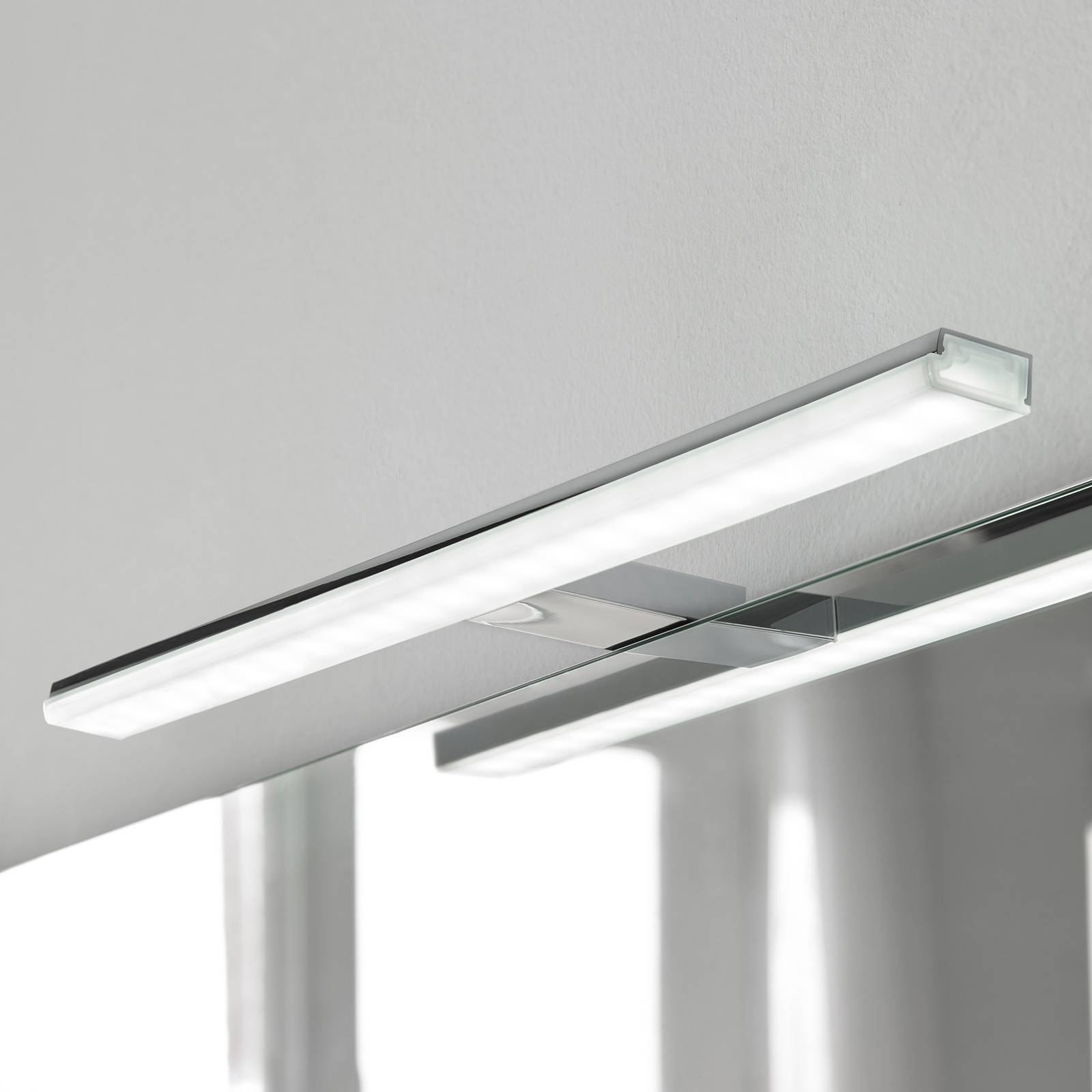 Ebir espejo Led Pandora, cromo – Lámpara — imagen 3