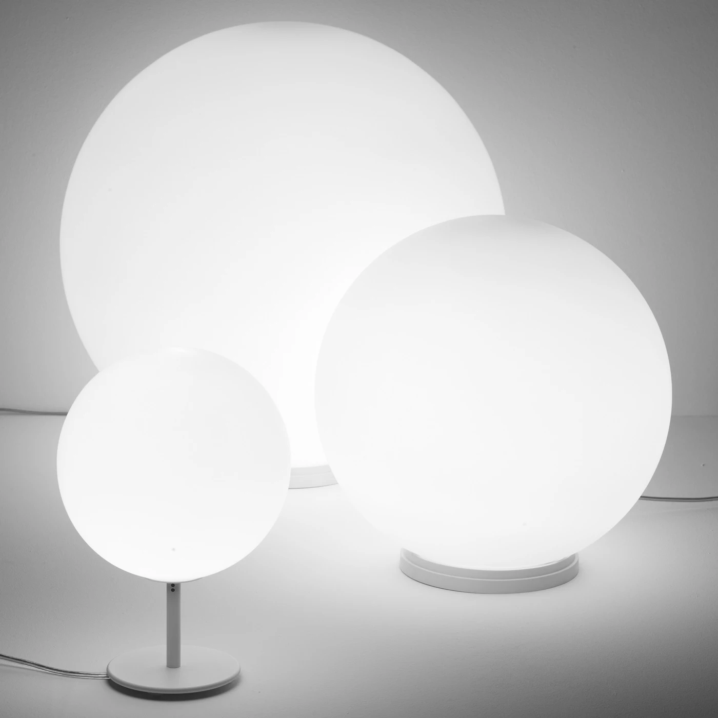 Fabbian Lumi Mochi, con pie – Lámpara de sobremesa — imagen 4