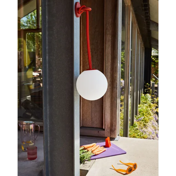 Fatboy Bolleke Portátil Rojo – Lámpara — imagen 2