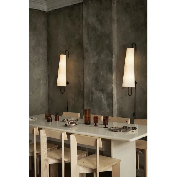 Ferm Living Ancora 100 Negro/Color Madera Natural – Lámpara de pared — imagen 2