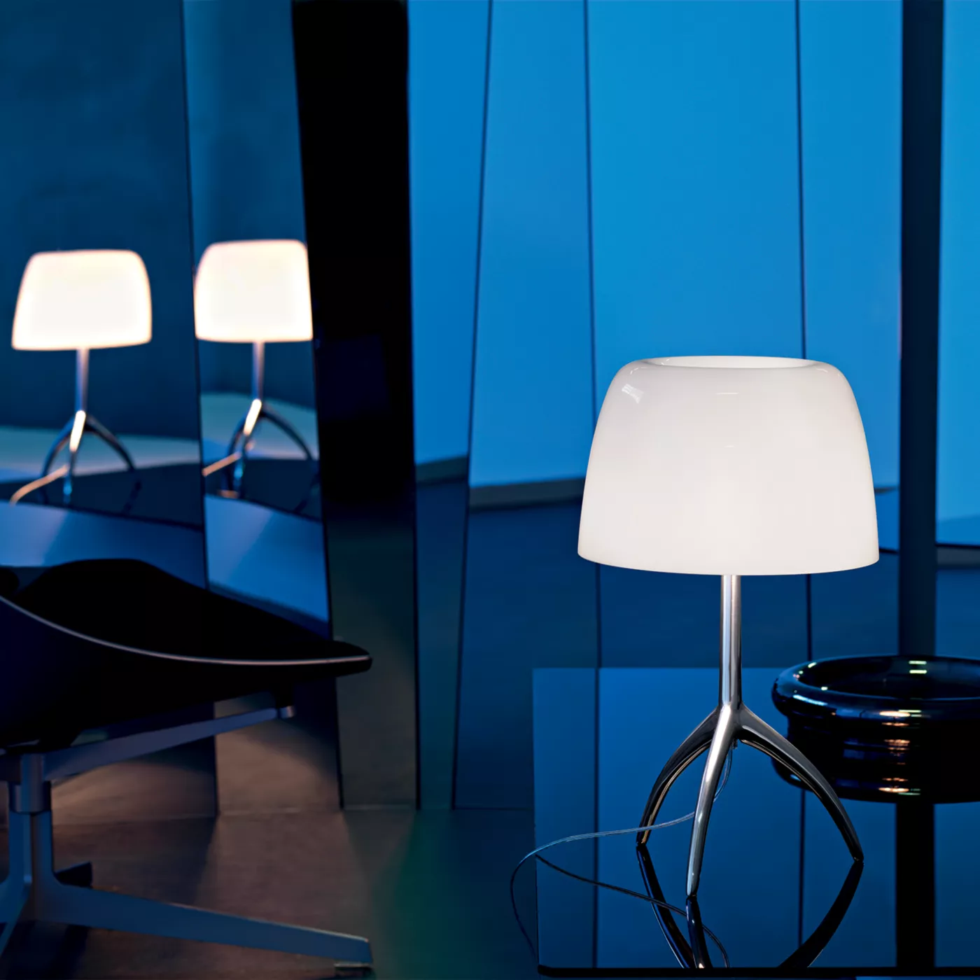 Foscarini Lumiere, grande – Lámpara de sobremesa — imagen 3