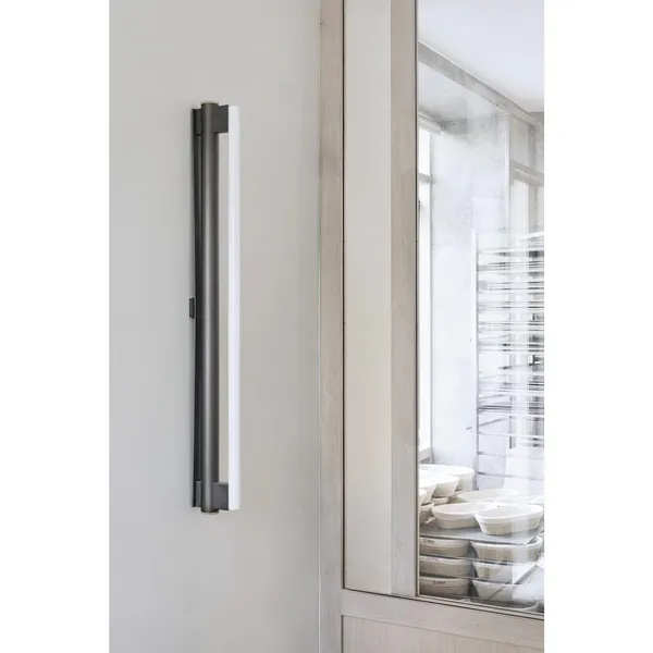Frama Base para Individual Eiffel de Acero Inoxidable 1000 – Lámpara de pared — imagen 5