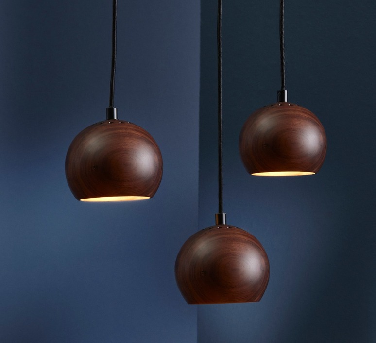 Frandsen Bola, madera de nogal, Ø12cm, H10cm – Lámpara colgante — imagen 3