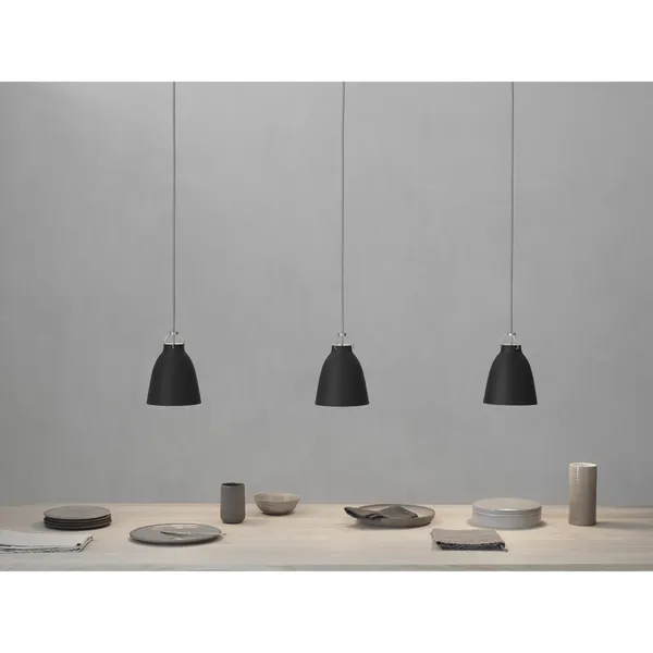 Fritz Hansen Caravaggio Negro Mate P1 – Lámpara colgante — imagen 4
