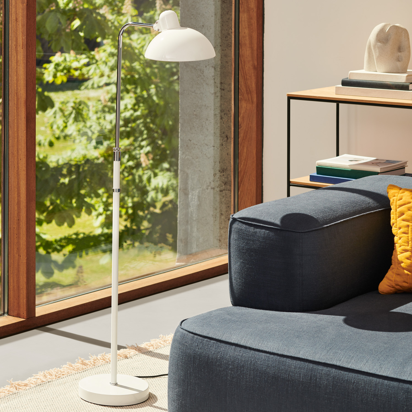 FRITZ HANSEN Kaiser Idell 6580-F Lámpara de pie de lujo