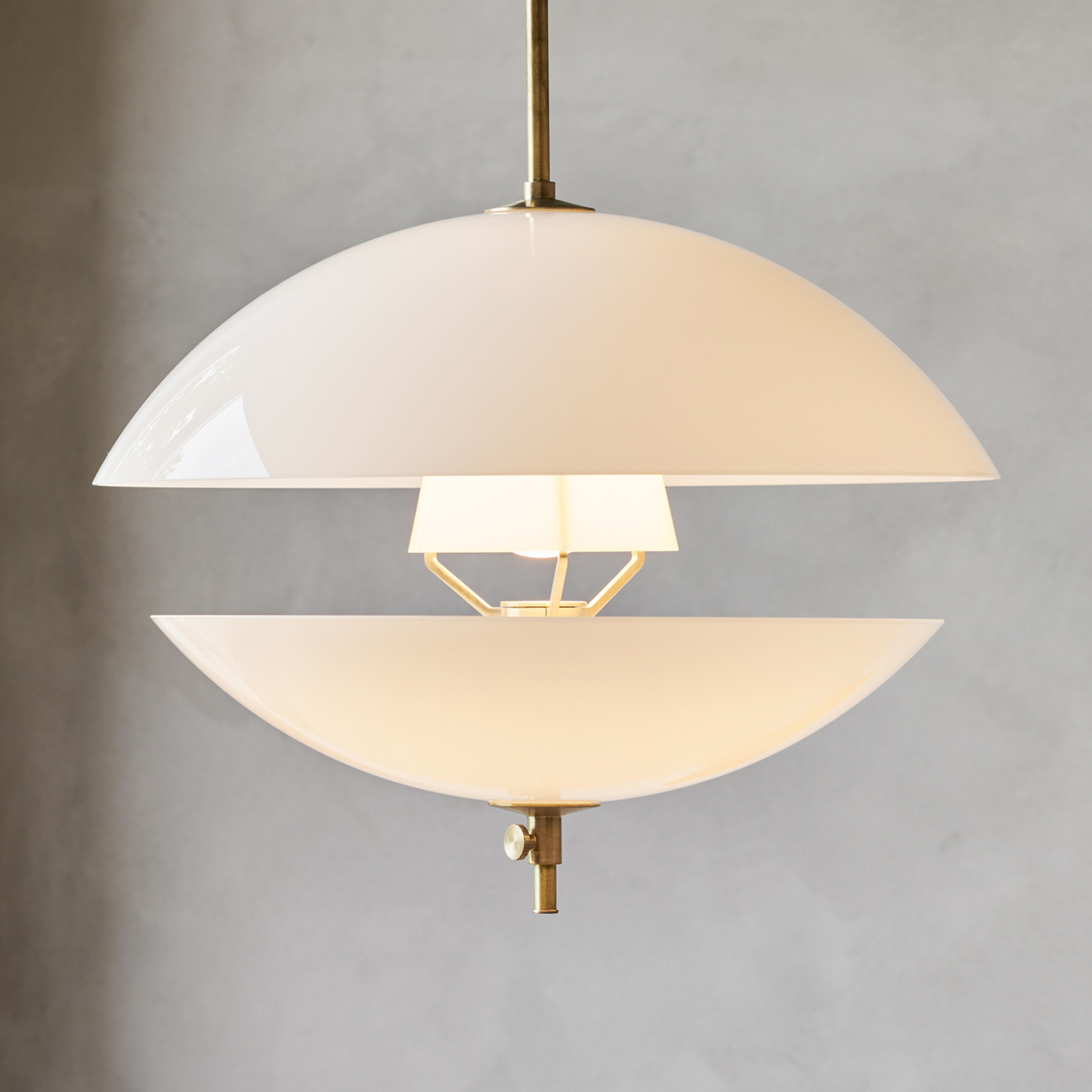 FRITZ HANSEN Clam de cristal – Lámpara colgante — imagen 2