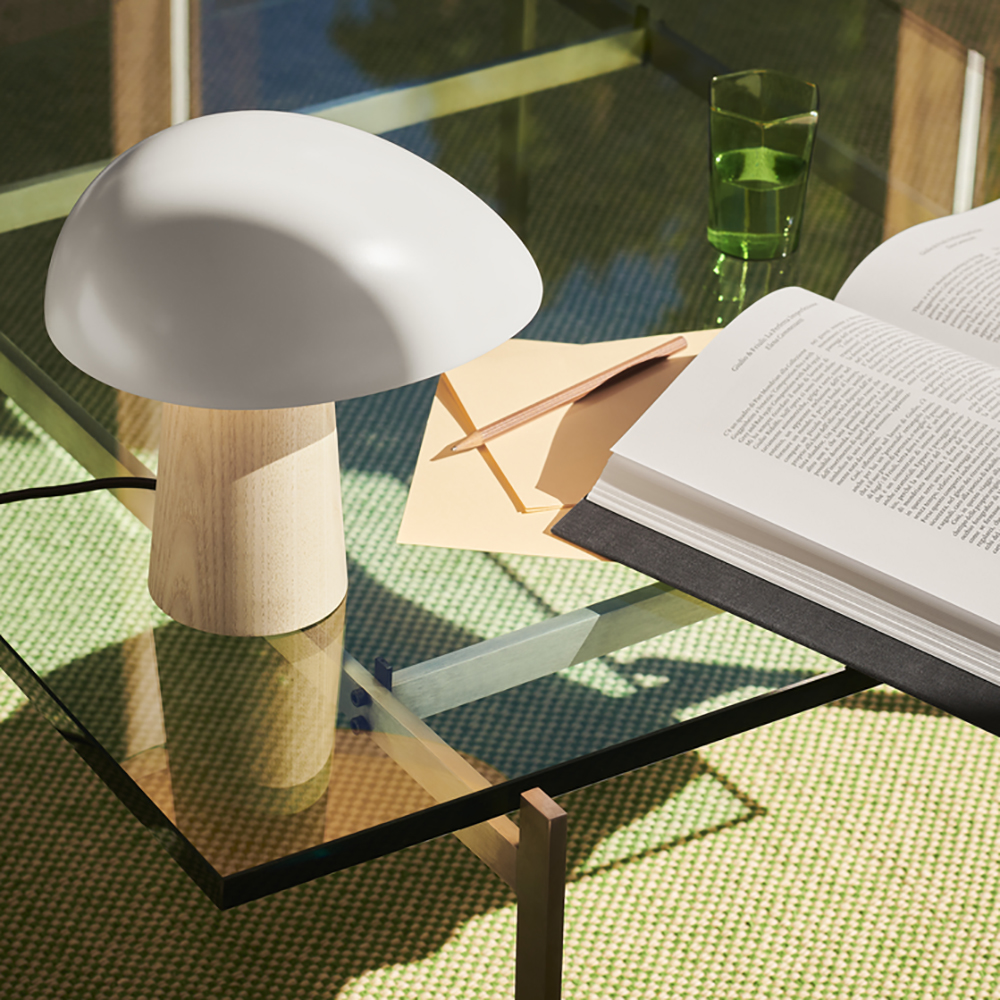 Fritz Hansen Night Owl – Lámpara sobremesa — imagen 7