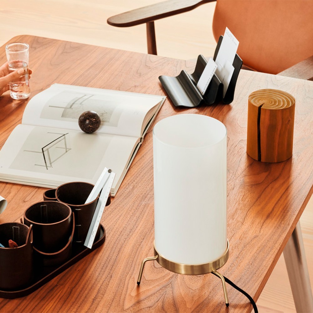 Fritz Hansen PM-02 – Lámpara sobremesa — imagen 4