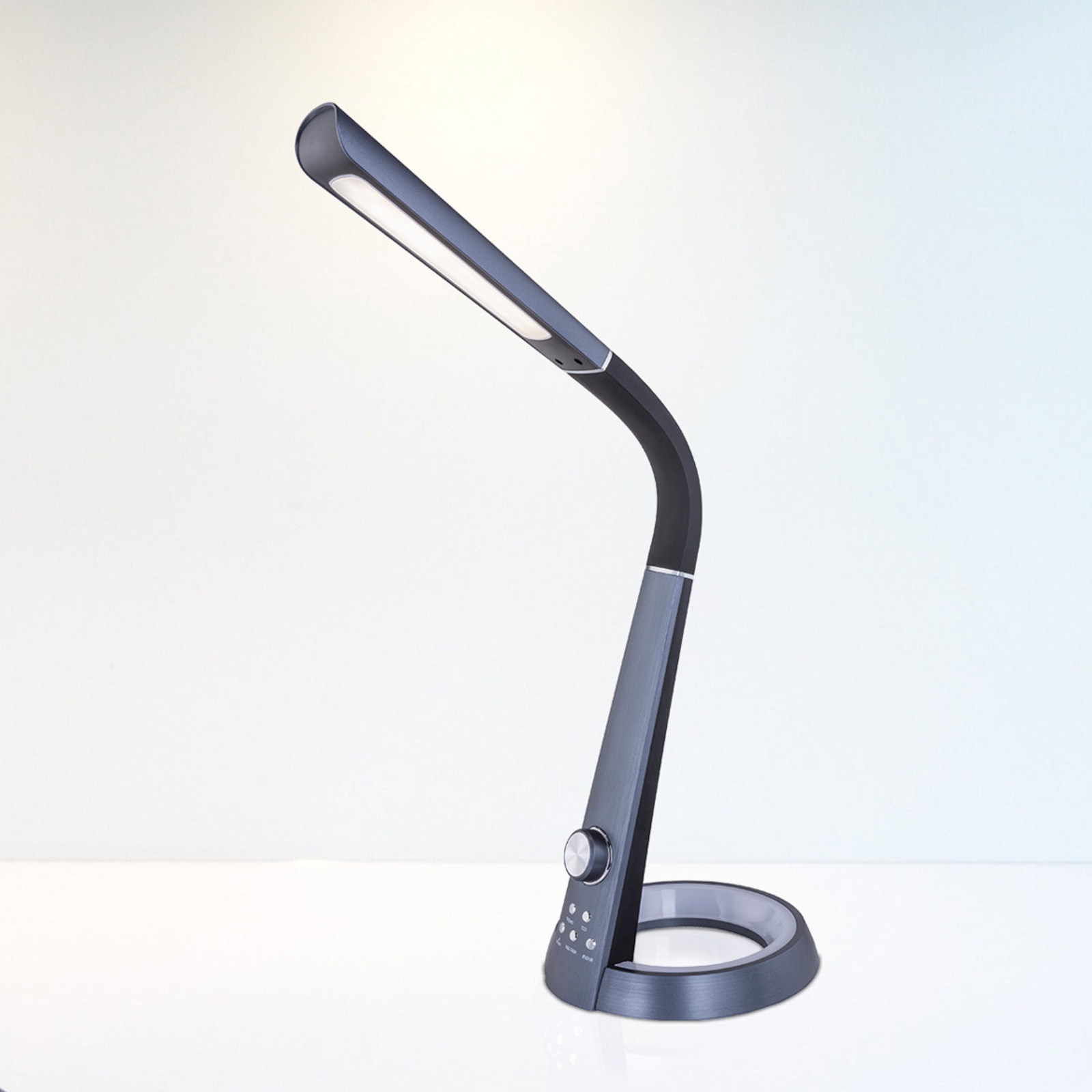 Lámpara de mesa LED Mitti con conexión USB