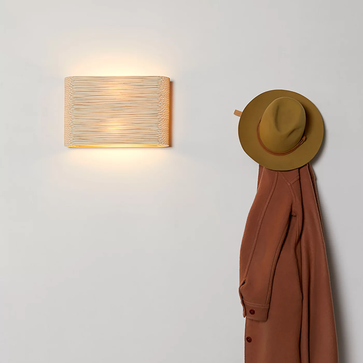 Graypants Scraplights Skew, rubio – Lámpara de pared — imagen 4