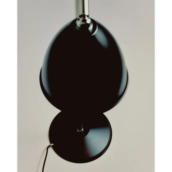 GUBI Bestlite BL2 Cromo/ Negro – Lámpara de mesa — imagen 4