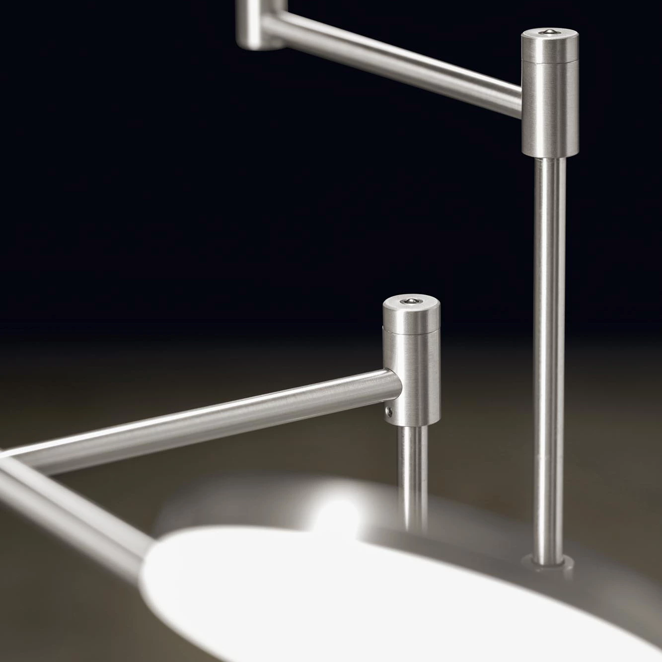 Holtkötter Plano Twin, aluminio mate – Lámpara de pie led — imagen 4