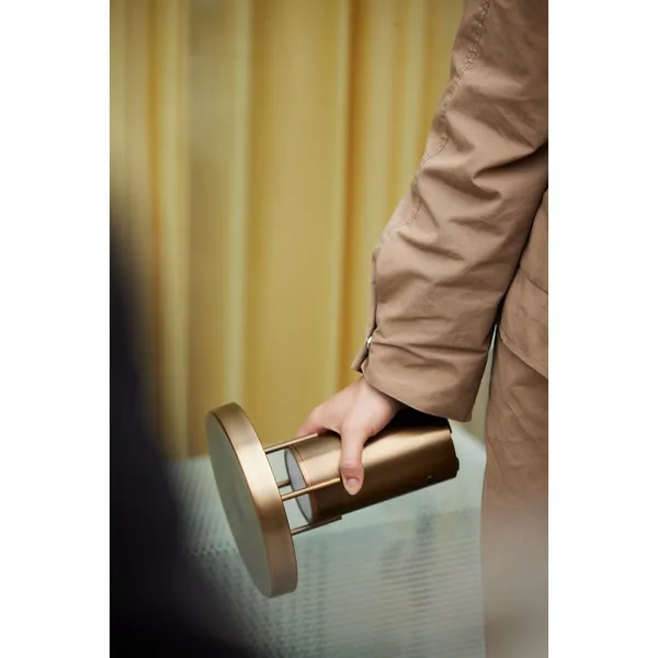 Hübsch BringMe Portátil Mini Latón Bruñido – Lámpara — imagen 6