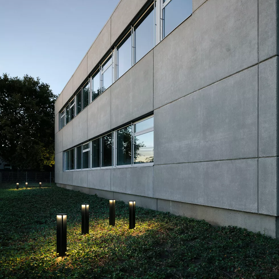IP44.DE Mir R, luz de pedestal Led antracita — imagen 4