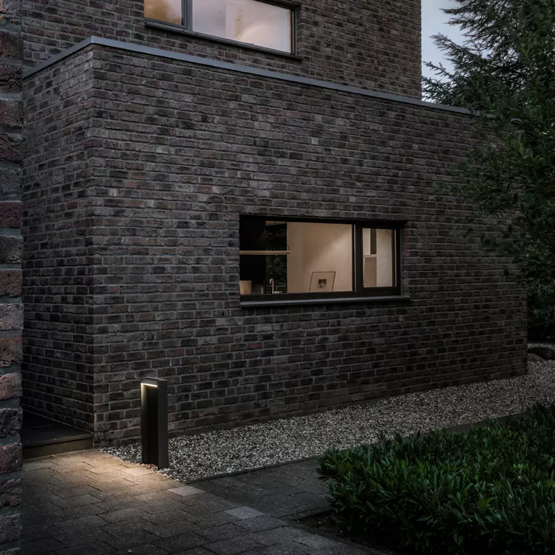 IP44.DE Slat, bolardo Led marrón — imagen 4