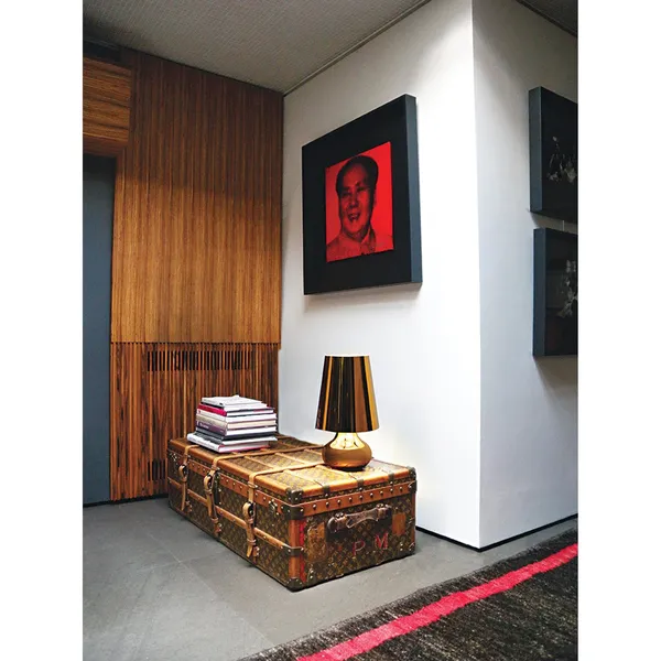 Kartell Cindy Dorado Oscuro – Lámpara de mesa — imagen 5