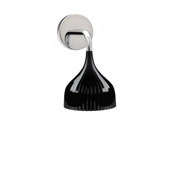 Kartell É Negro – Lámpara de pared — imagen 4