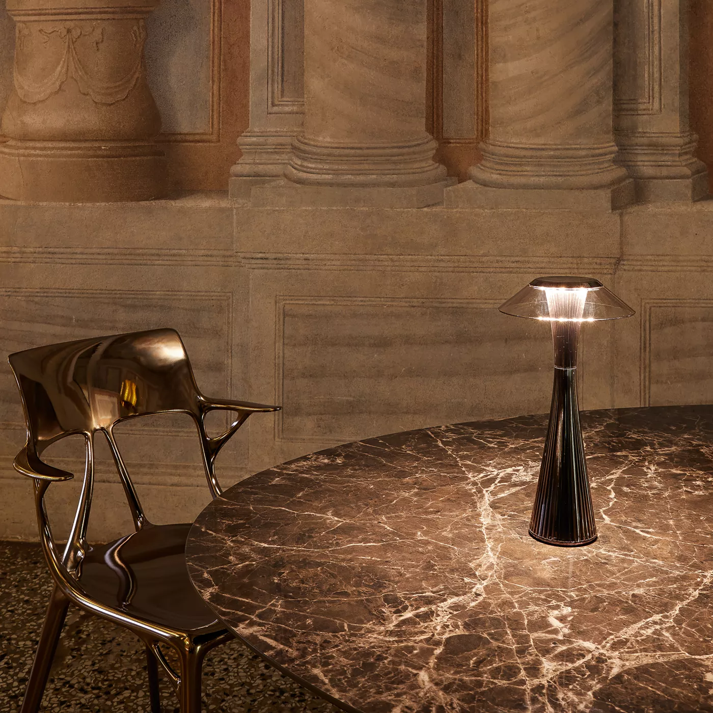 Kartell Space – Lámpara de sobremesa led — imagen 4