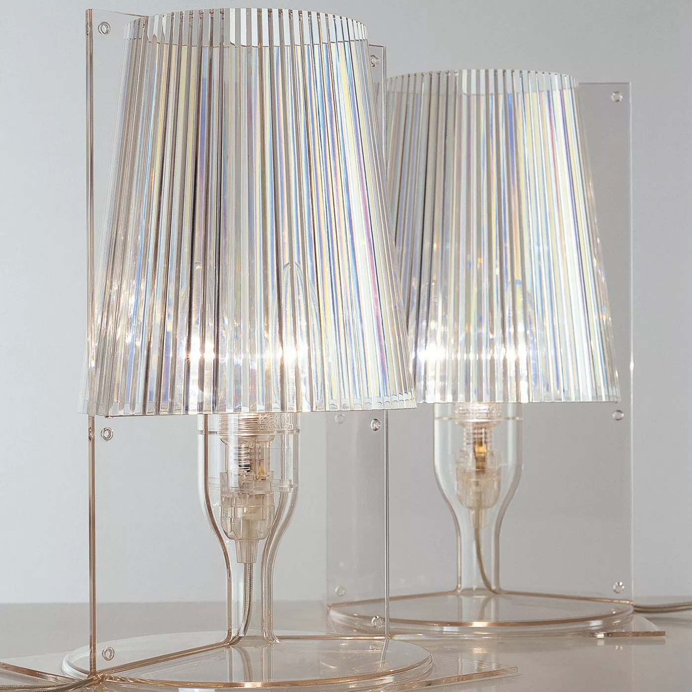 Kartell Take – Lámpara de sobremesa — imagen 5