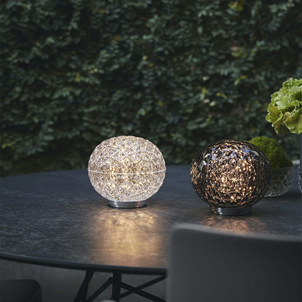 Kartell Planet baja – Lámpara sobremesa — imagen 8