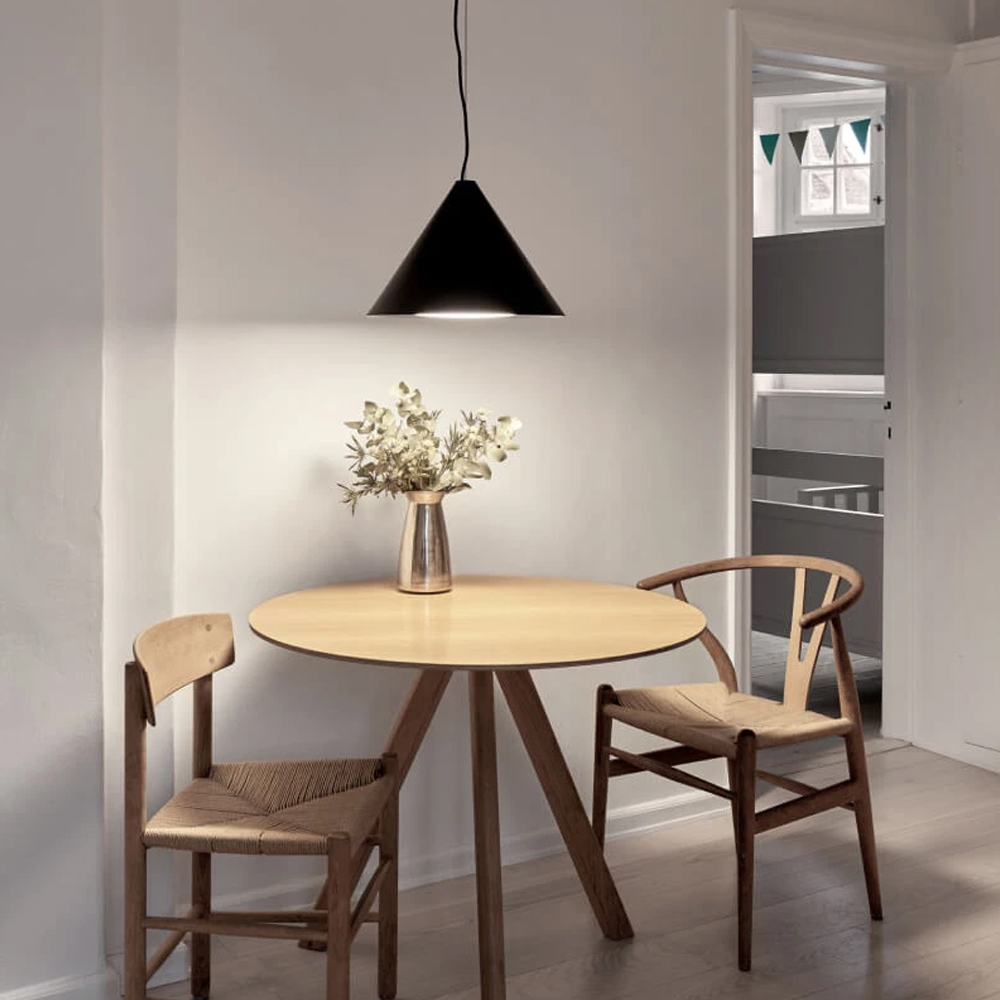 Louis Poulsen Keglen Suspendida – Lámpara — imagen 7