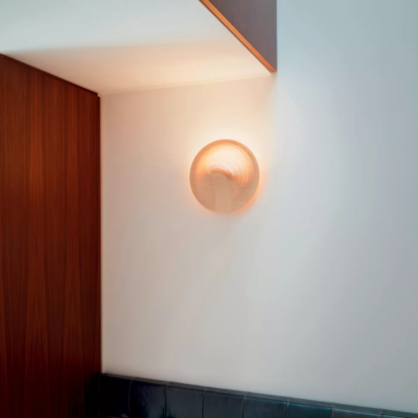 Luceplan Illan, 3.000 K – Lámpara de pared led — imagen 3