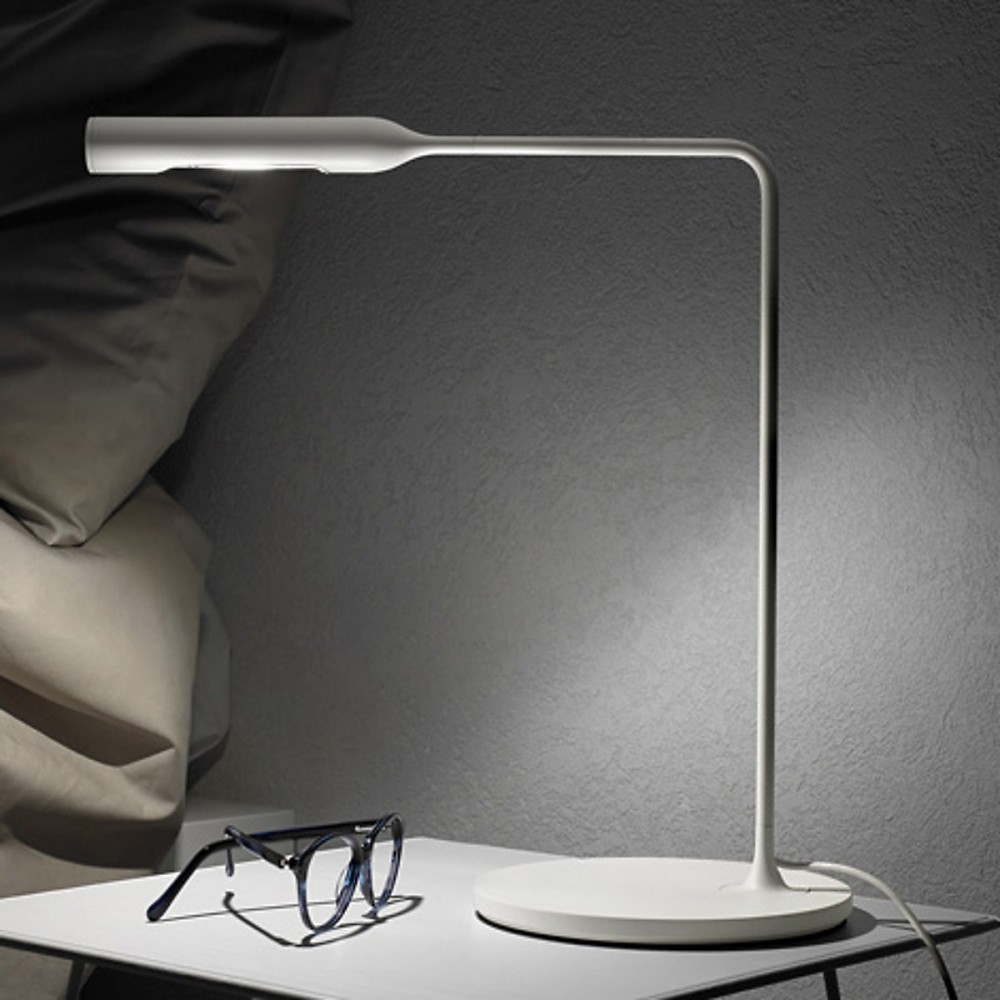 Lumina Flo Bedside – Lámpara sobremesa — imagen 3