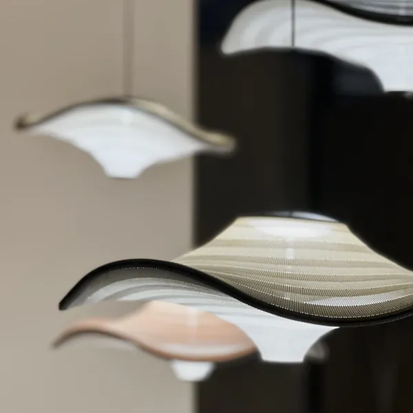 Made By Hand Flying Ø78 Blanco Marfil – Lámpara colgante — imagen 8