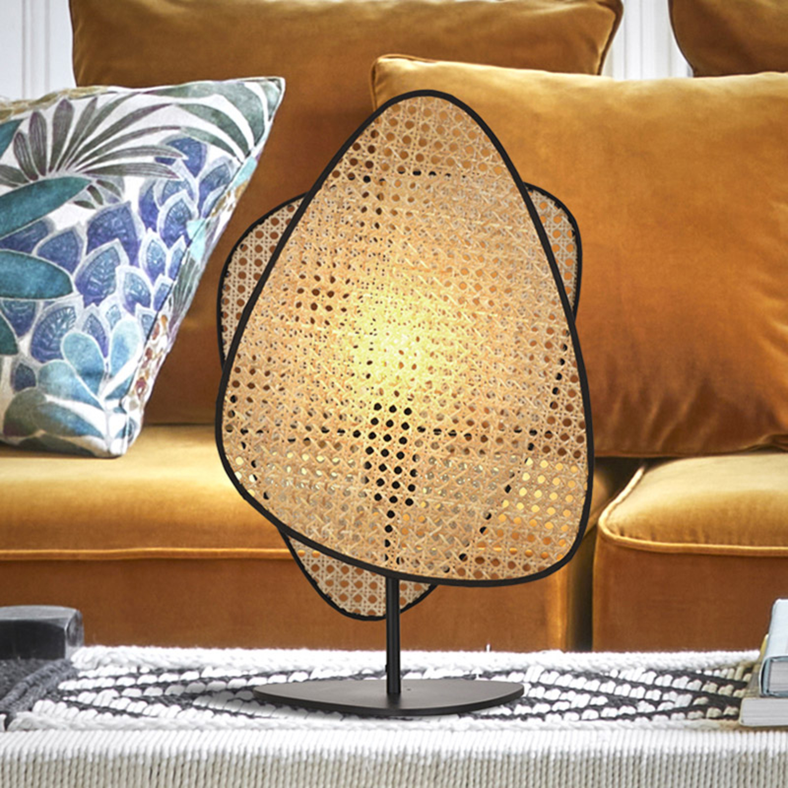 Lámpara de mesa MARKET SET Screen, ratán, 51 cm de altura