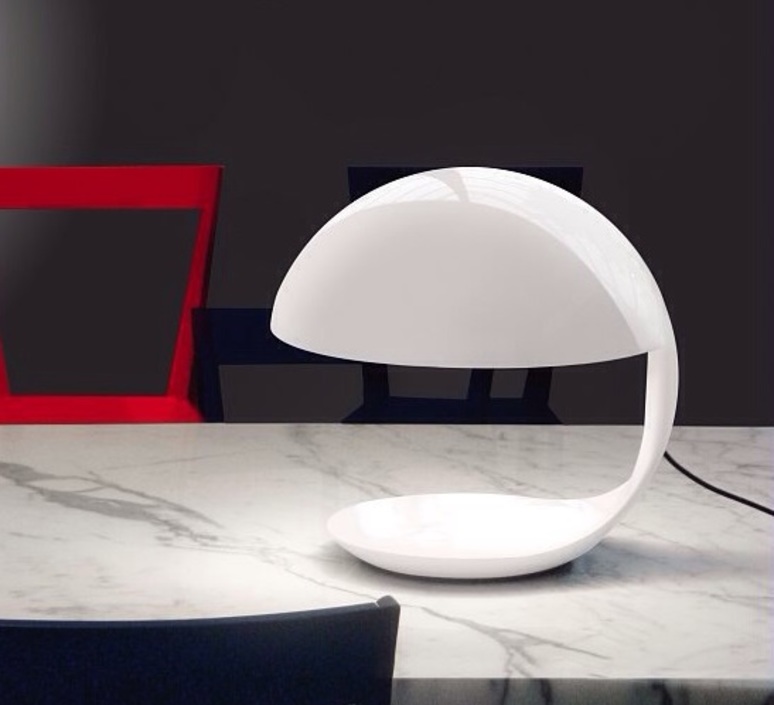 Martinelli Luce Cobra, blanca, H40cm - Martinelli-Luce – Lámpara de mesa — imagen 5