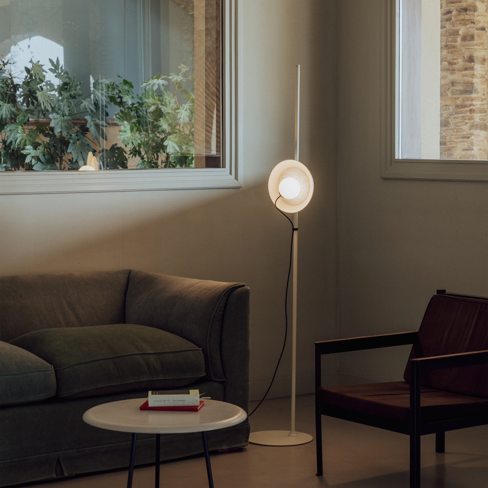 Milan Iluminación Milan Wire, posicionamiento flexible de la pantalla – Lámpara de pie — imagen 2