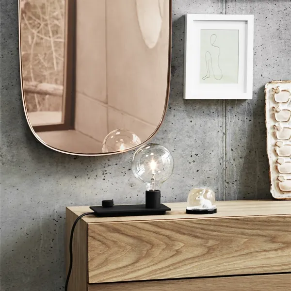 Muuto Control Negra – Lámpara de mesa — imagen 3