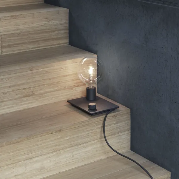 Muuto Control Negra – Lámpara de mesa — imagen 4