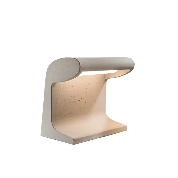 Borne Concrete Petite Lámpara de Mesa Exterior Cemento