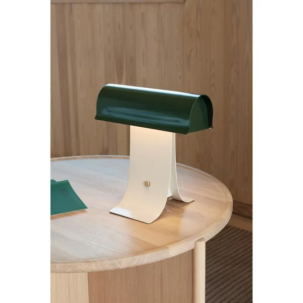 Northern Archive L25 Verde Oscuro/ Verde Claro – Lámpara de mesa — imagen 3