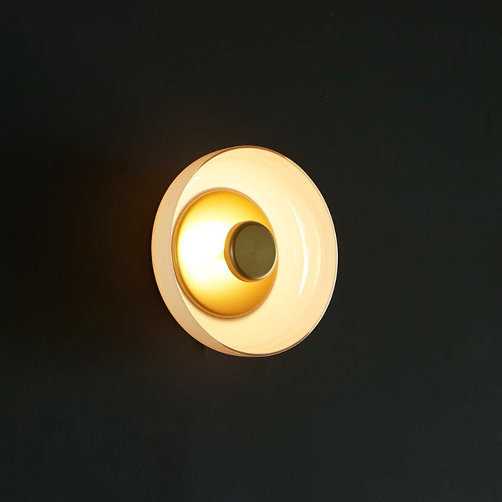 Nuura Aps Nuura Blossi Wall/Ceiling dorado – Aplique de pared led — imagen 2