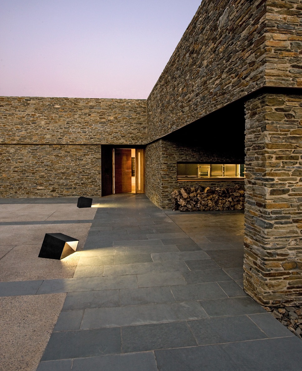 Vibia exterior Break 4108 – Lámpara de pie — imagen 5
